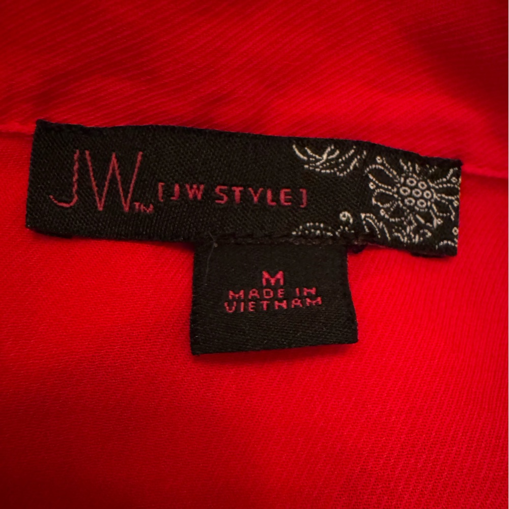 JW Style Women’s Red Pintuck Blouse with elastic on bottom - Picture 6 of 6
